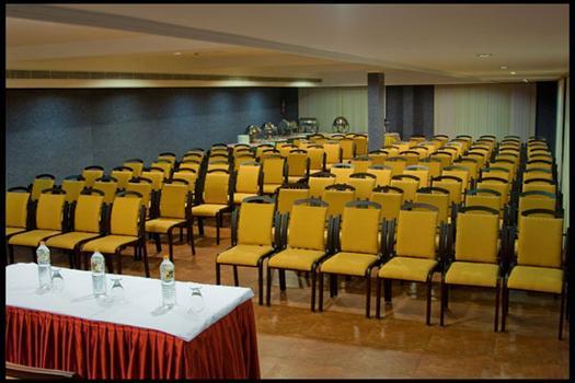Vijayapark Hotel Kaduturutti Exterior foto